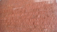 اللون الأحمر الخام الجرانيت المطبخ بلاط الأرضيات كونترتوب 50x50 بلاطة 2.73 جم / سم 3