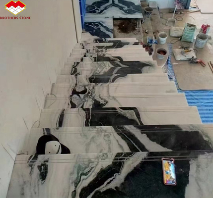 الدرج الفاخر بالرخام البيضاء للخام الطبيعي لتصميم الدرج المستقيم