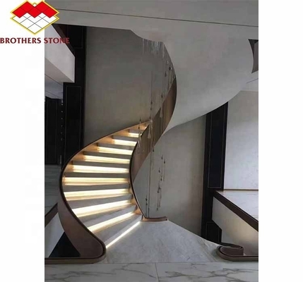 الدرج الرخامي الداخلي للفندق مع تصميم منحني حلزوني حديث وخيار القطع حسب الحجم