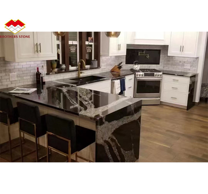 طاولة المطبخ الحديثة السوداء مع الخزانات الحجر الاسم الحبر انطباع الرخام اللوحة الكبيرة