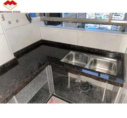 بارك الحديقة الحديثة البريطانية البني الجرانيت الحجر الملمع السطح لمصمم الطاولة المطبخ