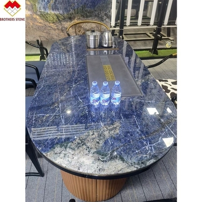 تصميم عصري فخم برازيلي أنيق حلم زعفران حجر أزرق مضاء بالخلفية لابرادوريت غرانيت أزرق