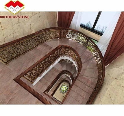 السلالم الحمراء الجرانيتية الحديثة المقطوعة حسب الحجم والبلاط الأرضي مع سطح مضاد للنزلق الملمع