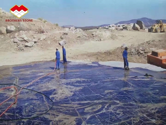 قوة الضغط 50.4 MPa الرخام الباهيا الأزرق حلم الحجر المضيء خلفيا للفندق والفيلا