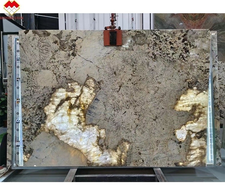 التصميم الحديث المورد الذهبي مضاءة خلفية مطلية باتاغونيا باندورا الكوارتزيت الفنير شظية بلورية بيضاء الأونيكس الحجر الشفاف